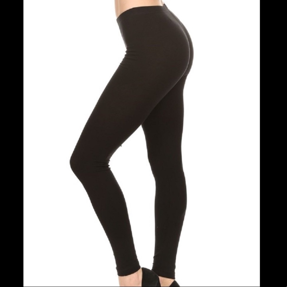 Black Buttery Soft Leggings One Size(2-12)
